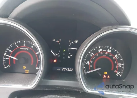 2010 Toyota Highlander Base V6 z USA, uszkodzony, nr VIN 5TDBK3EHXAS003442